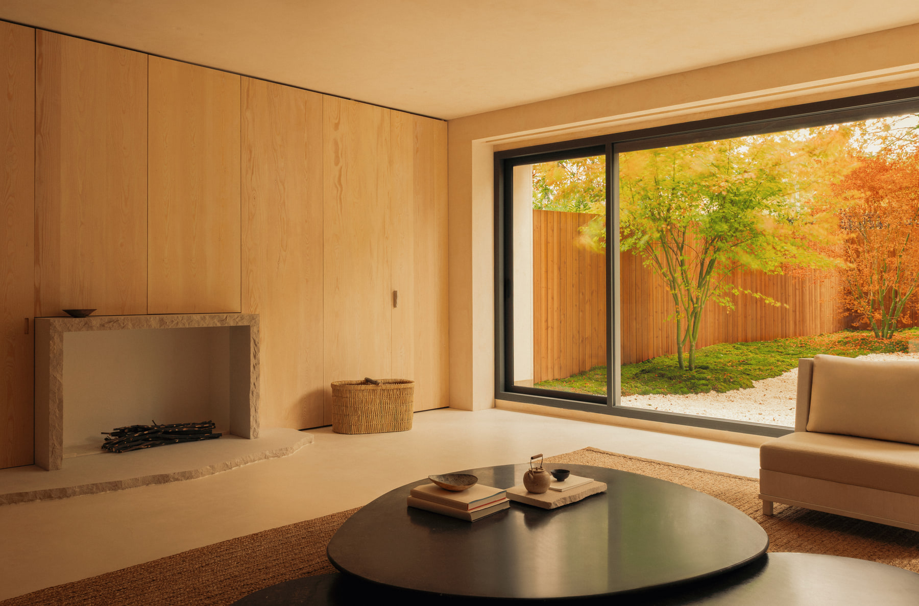 L’Imparfait by Guillaume Alan — living room with a window onto the garden, apartment in Paris