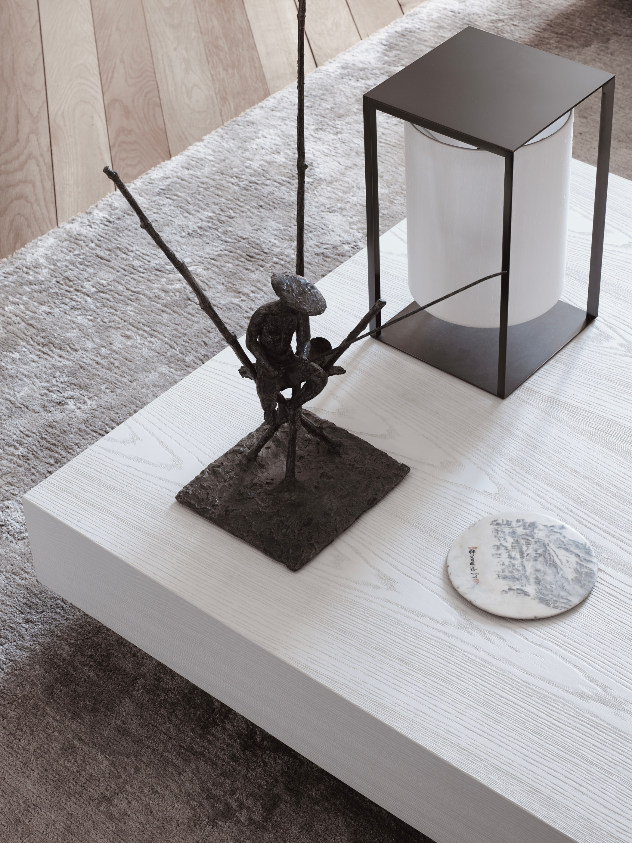 VH Penthouse by Guillaume Alan — detail, wire sculpture on a plinth, apartment in Paris